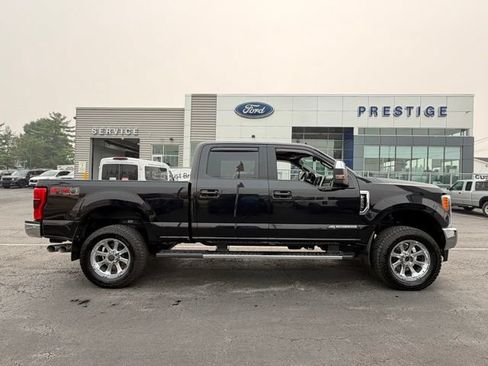 Used 2019 Ford F250 Lariat w/ Lariat Ultimate Package AWD/4WD image 11