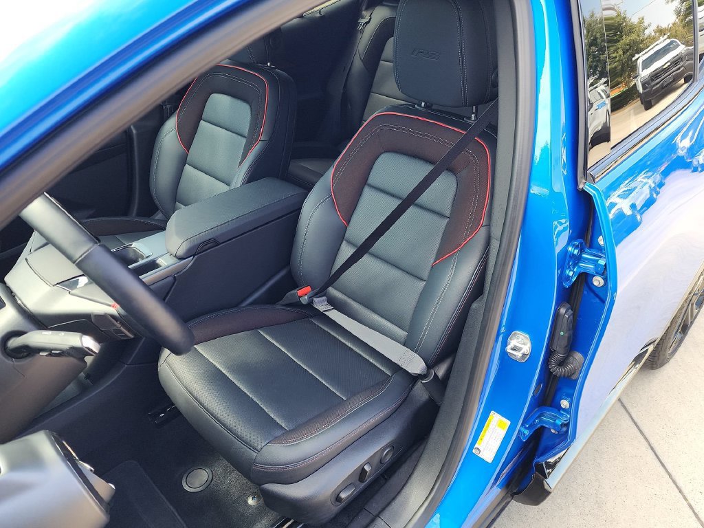 Used 2024 Chevrolet Equinox EV RS w/ Active Safety Package 3 FWD image 11