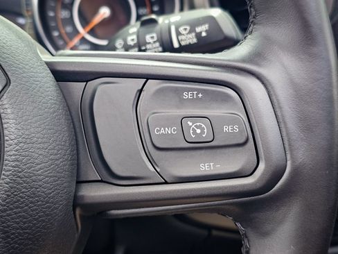 Used 2021 Jeep Wrangler Unlimited Sport AWD/4WD image 19