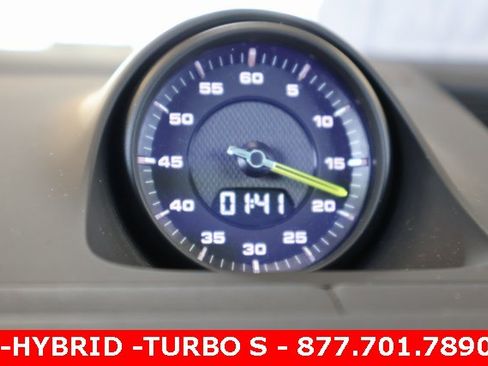 Used 2023 Porsche Cayenne Turbo S image 25