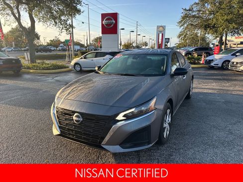 Certified 2025 Nissan Altima 2.5 S image 2