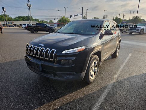 Used 2017 Jeep Cherokee Sport AWD/4WD image 1