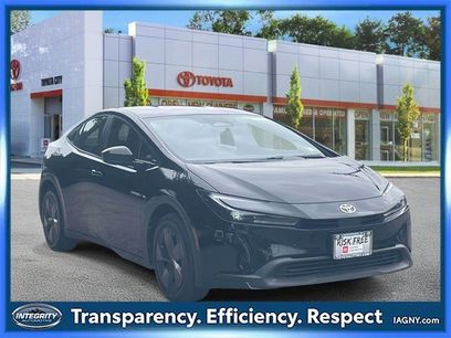 Used 2024 Toyota Prius LE