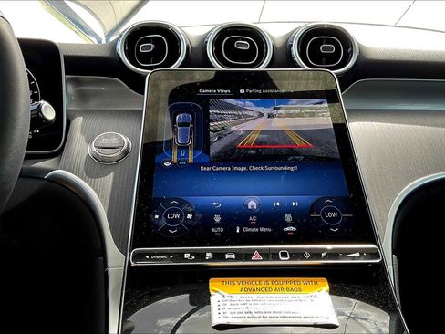 New 2026 Mercedes-Benz GLC 350e GLC 350e image 12