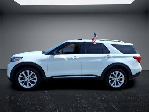 Used 2022 Ford Explorer Platinum w/ Equipment Group 601A AWD/4WD image 7