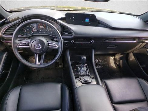 Used 2019 MAZDA MAZDA3 Hatchback w/ Preferred Package image 17