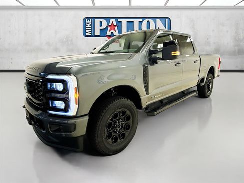 New 2026 Ford F350 Lariat AWD/4WD image 3