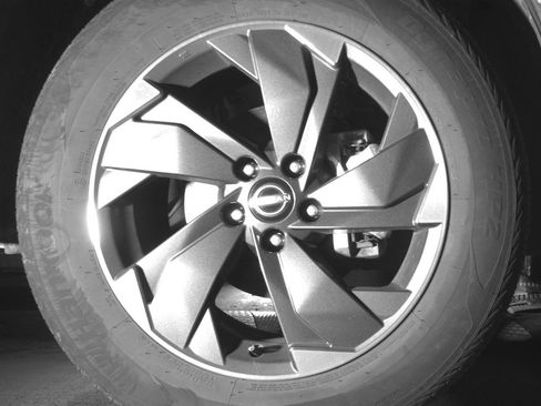 Used 2025 Nissan Rogue SV image 13