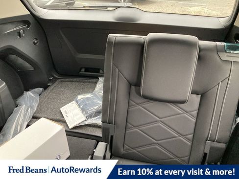 New 2026 Volkswagen Atlas SE image 13