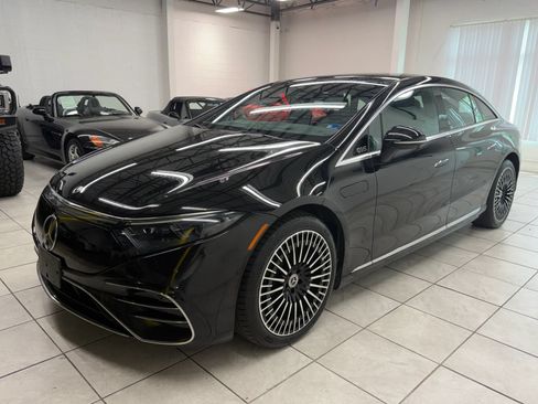 Used 2023 Mercedes-Benz EQS 450+ Sedan image 3