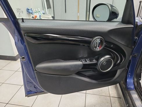 Used 2015 MINI Cooper S image 34