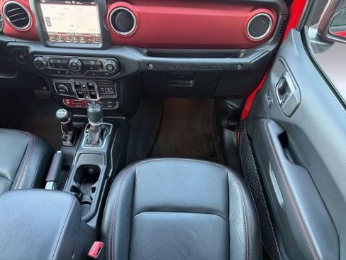 Used 2018 Jeep Wrangler Unlimited Rubicon AWD/4WD image 26