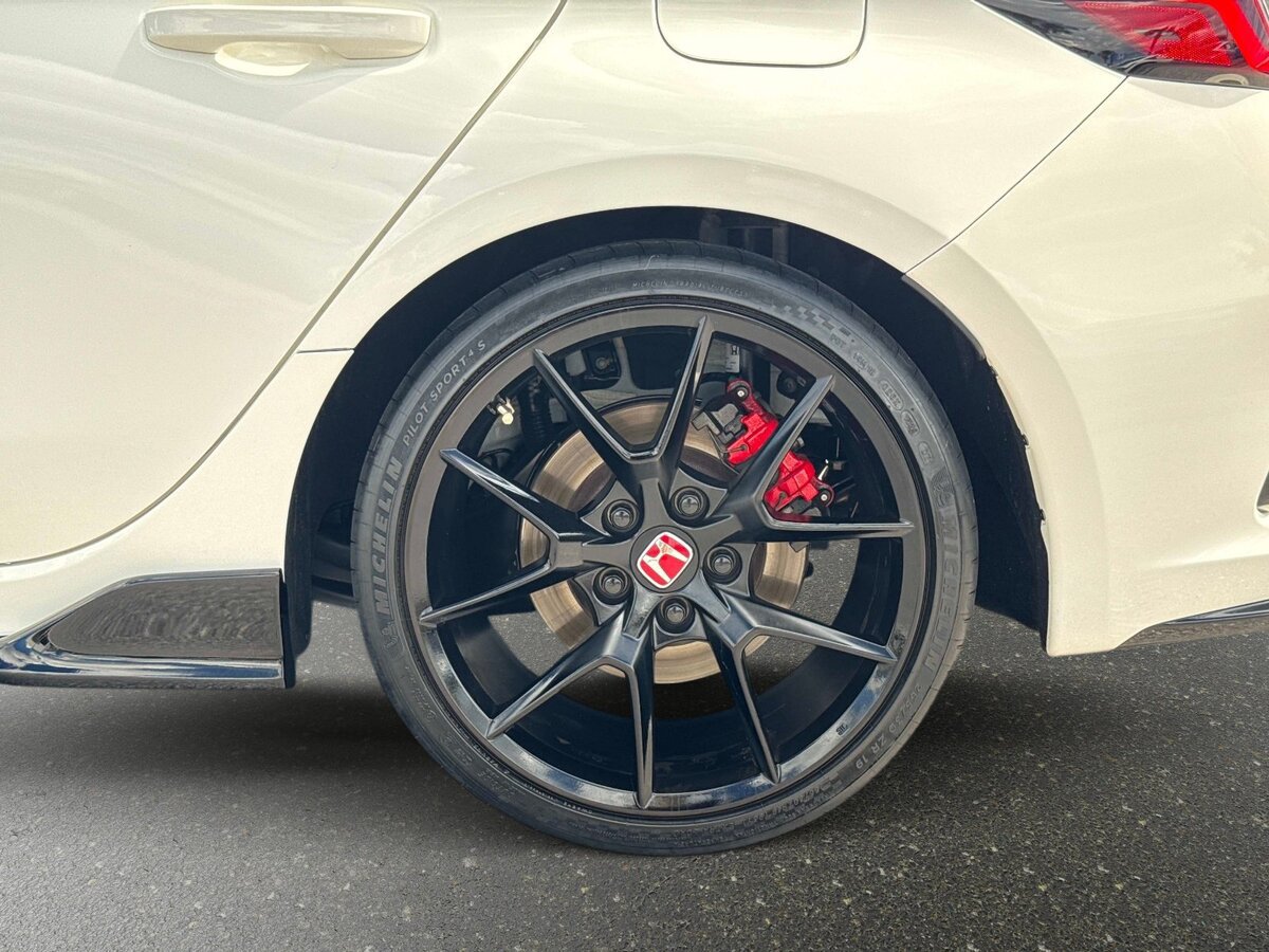 Used 2025 Honda Civic Type R image 10