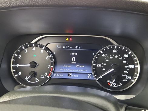 Used 2024 Nissan Frontier SV w/ SV Convenience Package image 18