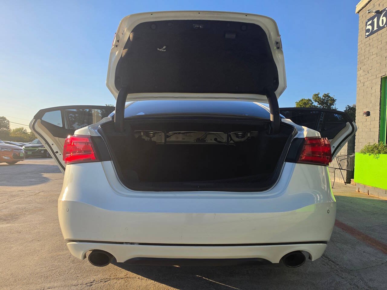 Used 2017 Nissan Maxima 3.5 SV FWD image 26