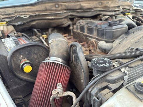 Used 2006 Dodge Ram 2500 Truck SLT image 19