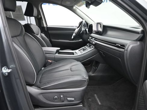 Used 2023 Hyundai Palisade SEL w/ Premium Package AWD/4WD image 9