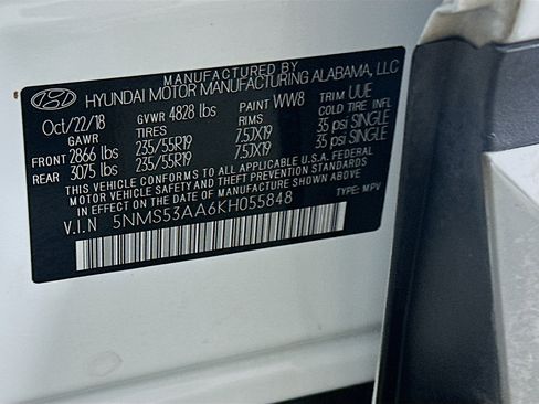 Used 2019 Hyundai Santa Fe Limited w/ Cargo Package image 12