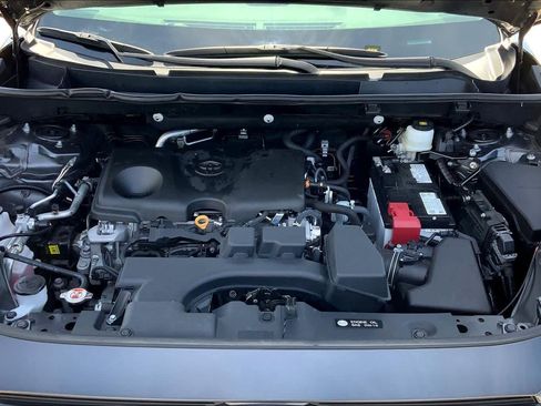 Used 2024 Toyota RAV4 LE image 29