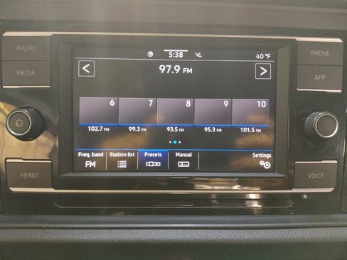 Used 2020 Volkswagen Jetta S image 25