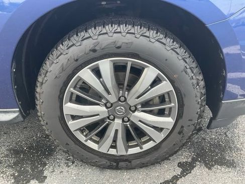 Used 2019 Nissan Pathfinder S AWD/4WD image 9