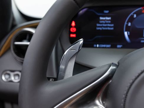 New 2027 McLaren 750S Spider RWD image 28