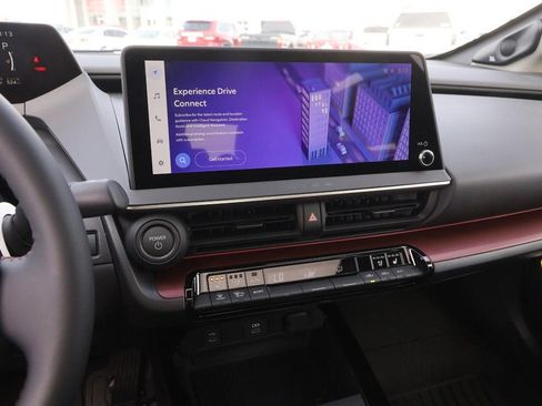 New 2026 Toyota Prius Plug-In Hybrid image 17