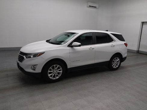 Used 2021 Chevrolet Equinox LT image 2