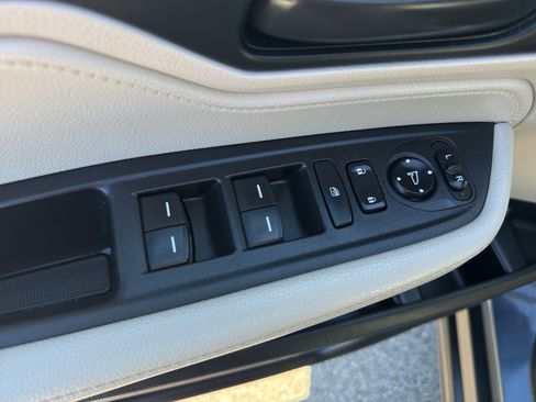 Used 2025 Honda Odyssey EX-L image 11