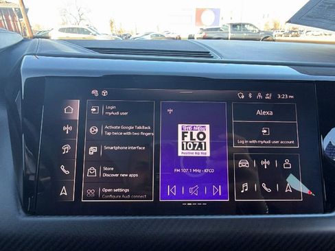 Used 2024 Audi e-tron GT Prestige w/ Prestige Package image 27