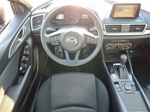 Used 2017 MAZDA MAZDA3 Sport image 11