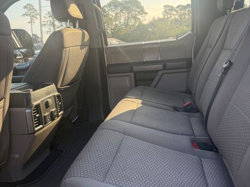 Used 2022 Ford F350 XLT w/ XLT Premium Package image 10