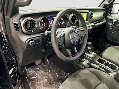 Used 2023 Jeep Wrangler Sport AWD/4WD image 20