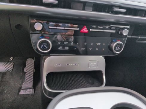 New 2026 Hyundai Ioniq 9 SEL AWD/4WD image 17