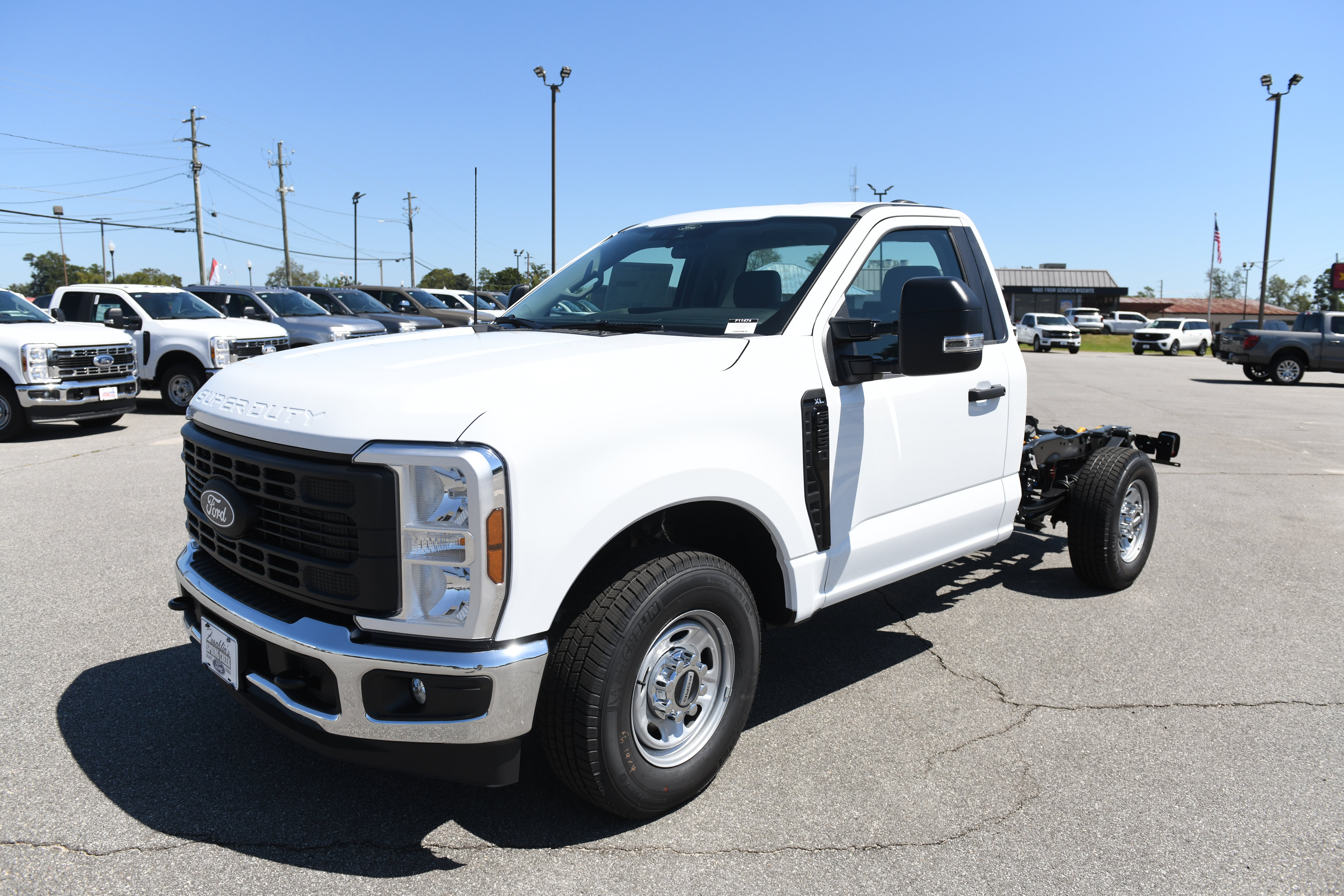 New 2027 Ford F250 XL w/ XL Chrome Package RWD image 5