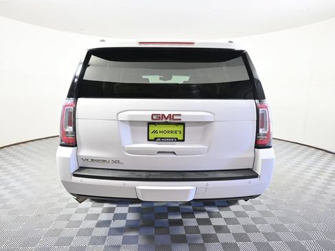 Used 2018 GMC Yukon XL SLT AWD/4WD image 5