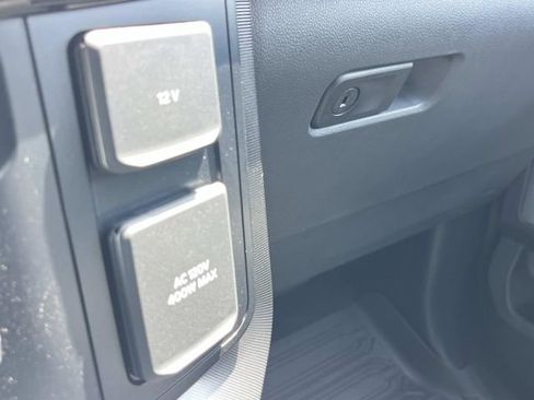 Used 2023 Ford F150 Raptor w/ Equipment Group 802A Raptor R AWD/4WD image 40