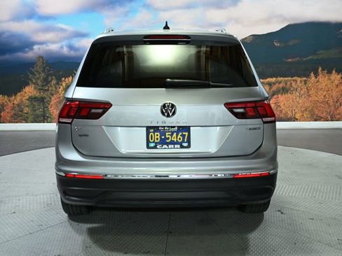 Used 2022 Volkswagen Tiguan SE image 7