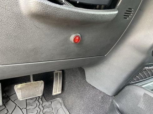 Used 2018 Jeep Wrangler Unlimited Sport AWD/4WD image 48