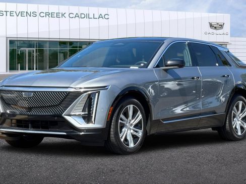 Certified 2024 Cadillac Lyriq Tech RWD image 7