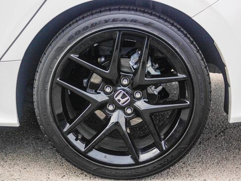 Used 2024 Honda Civic Sport image 11