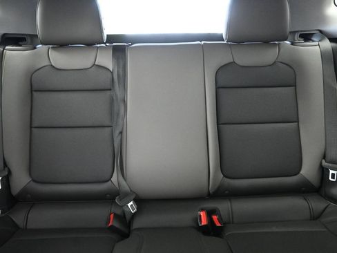 New 2026 Chevrolet Trax ACTIV w/ Sunroof Package FWD image 28