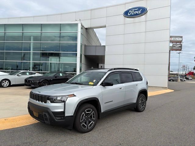 Used 2026 Jeep Cherokee Laredo AWD/4WD image 1