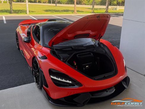 Used 2021 McLaren 765LT RWD image 34