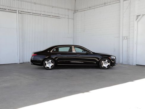 Used 2026 Mercedes-Benz Maybach S 580 4MATIC image 17