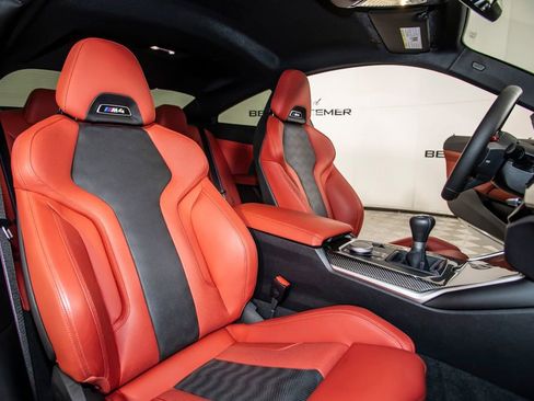 Used 2025 BMW M4 Coupe w/ Executive Package RWD image 19