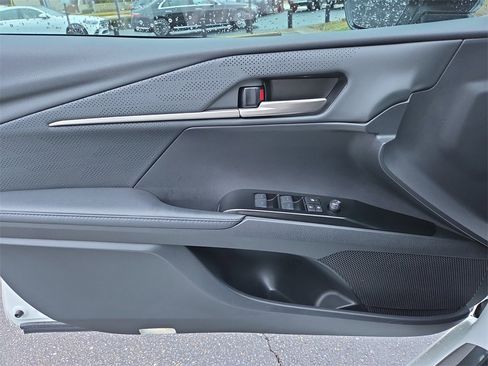 Used 2025 Toyota Camry XSE image 17