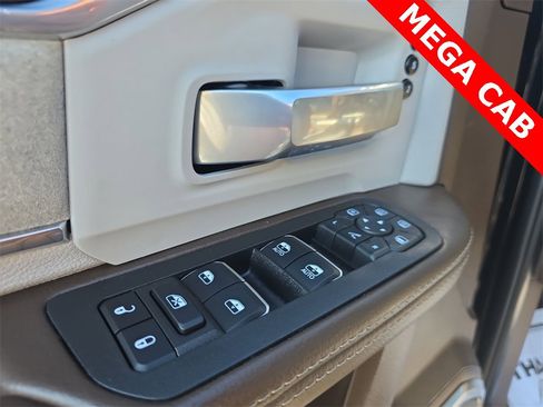 Used 2025 RAM 2500 Laramie image 13