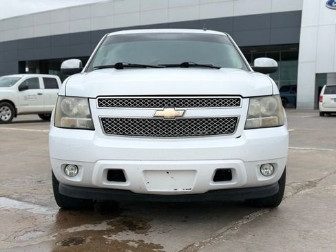 Used 2009 Chevrolet Tahoe LT w/ Regional Value Package image 3