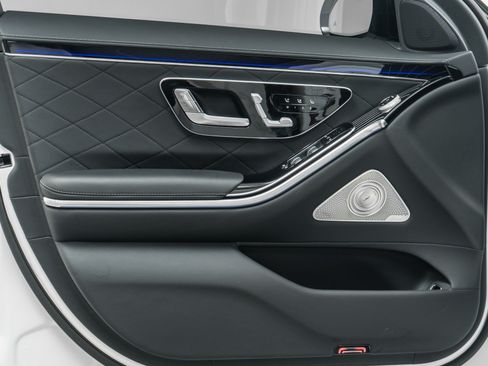 Used 2025 Mercedes-Benz S 580 4MATIC Sedan image 41
